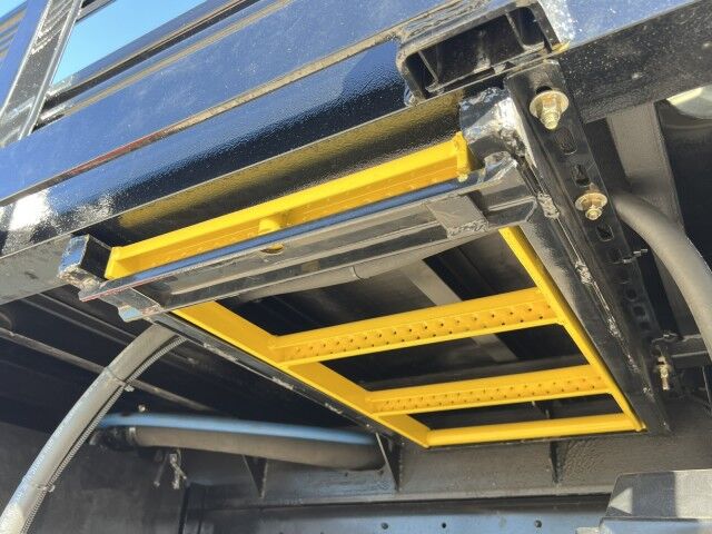 2025 Isuzu FTR 20'+4' Steel Stake Bed Dovetail Truck Homestead FL