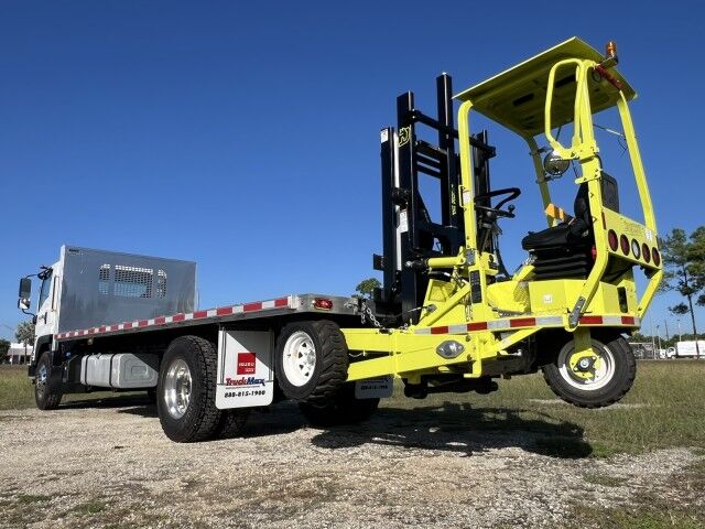 2025 Isuzu FTR 26&apos; BABCO Aluminum Flatbed with 4K Truck Mounted Forklift Homestead FL