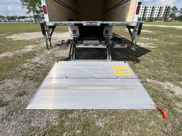 2025 Isuzu FTR 26' Dry Box Truck with 2,500 lbs. Lift Gate Homestead FL