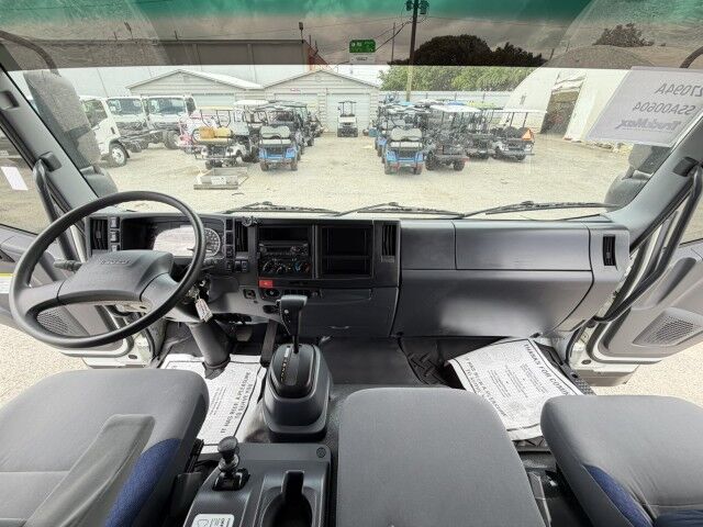 2025 Isuzu FTR 26' Dry Box Truck with 2,500 lbs. Lift Gate Miami FL