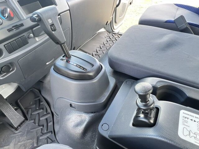 2025 Isuzu FVR 22' BABCO Aluminum Flatbed Truck with 4K Donkey Forklift Homestead FL