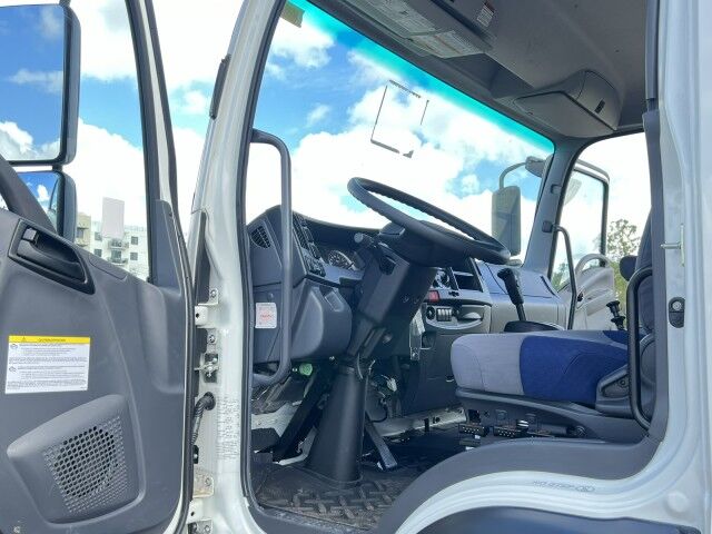 2025 Isuzu FVR 22' BABCO Aluminum Flatbed Truck with 4K Donkey Forklift Homestead FL