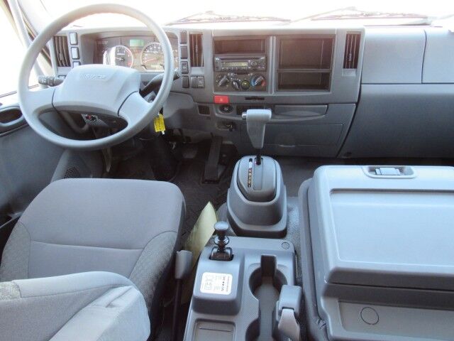 2025 Isuzu FVR 26' Dry Box Truck with 3,000 lbs. Aluminum Lift Gate Homestead FL