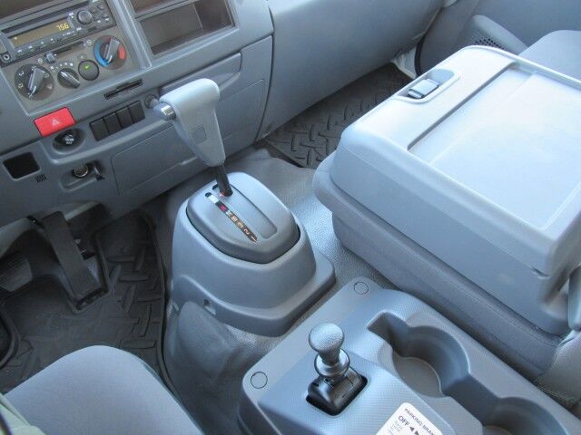 2025 Isuzu FVR 26' Dry Box Truck with 3,000 lbs. Aluminum Lift Gate Homestead FL