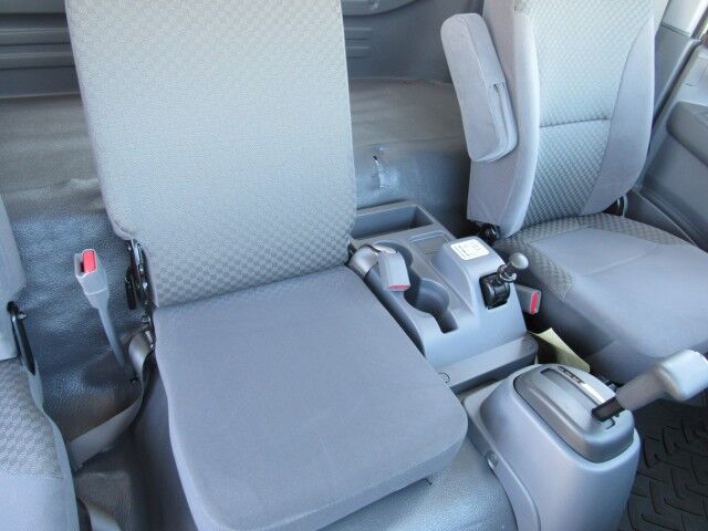 2025 Isuzu FVR 26' Dry Box Truck with 3,000 lbs. Aluminum Lift Gate Homestead FL