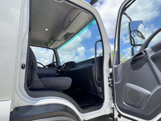 2025 Isuzu FVR 26&apos; Refrigerated Box with 3,300 Lb. Liftgate Homestead FL