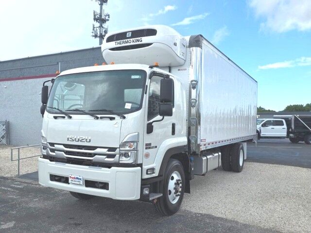 2025 Isuzu FVR 26&apos; Refrigerated Box with 3,300 Lb. Liftgate Homestead FL