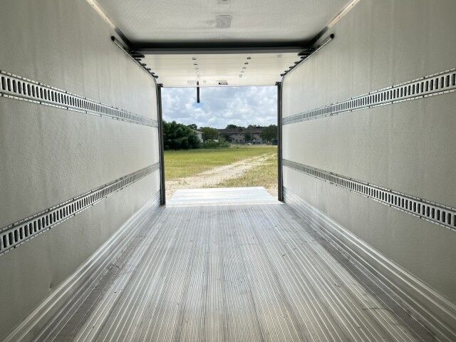 2025 Isuzu FVR 26&apos; Refrigerated Box with 3,300 Lb. Liftgate Homestead FL