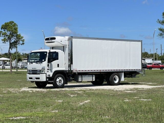 2025 Isuzu FVR 26&apos; Refrigerated Box with 3,300 Lb. Liftgate Homestead FL