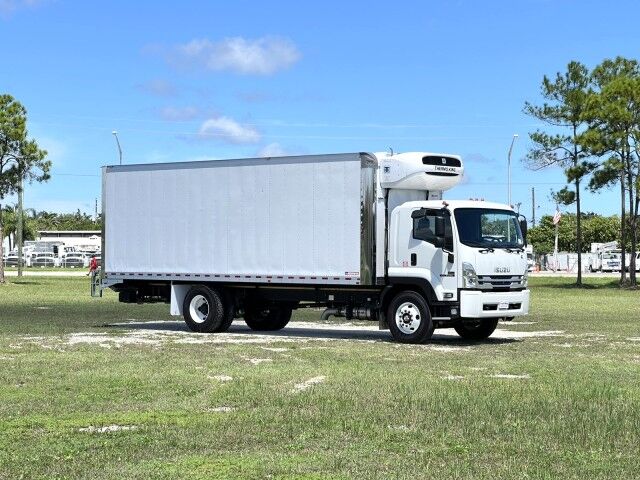 2025 Isuzu FVR 26&apos; Refrigerated Box with 3,300 Lb. Liftgate Homestead FL