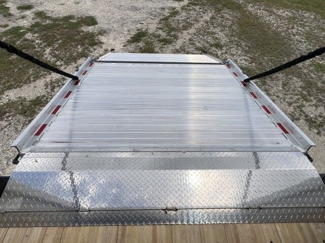 2025 Isuzu NPR-HD Crew Cab GAS 16&apos; Proscape Dry Box Truck Homestead FL