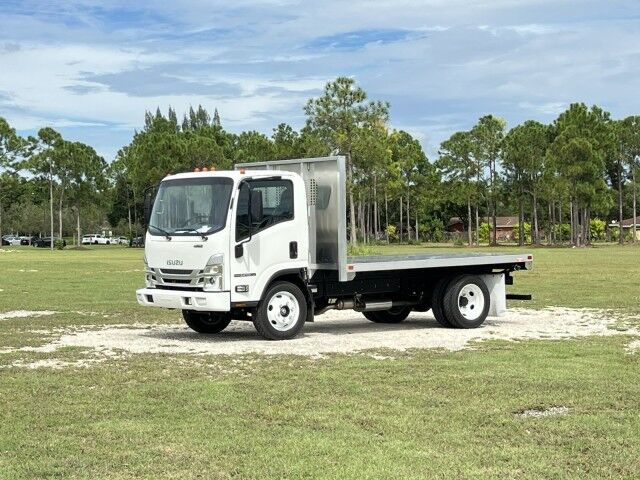 2025 Isuzu NPR-HD GAS 12&apos; BABCO Aluminum Flatbed Truck Homestead FL