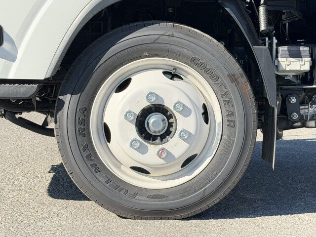 2025 Isuzu NPR-HD GAS 16' BABCO Steel Flatbed Truck Miami FL