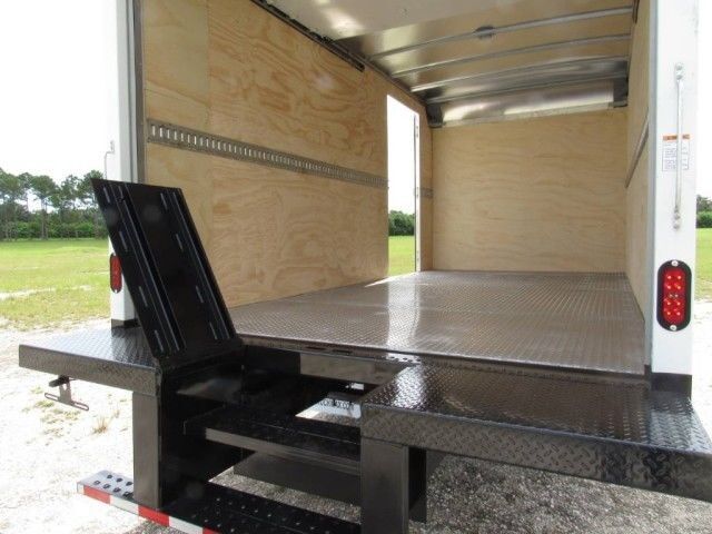 2025 Isuzu NPR-XD Crew Cab 16' Dry Box Truck Homestead FL