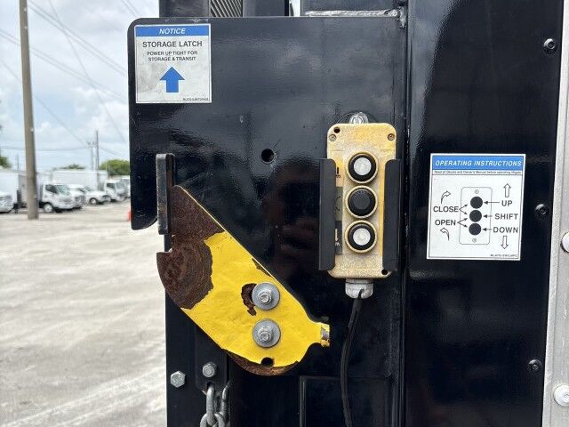 2025 Isuzu NPR-XD Crew Cab DSL 16' Dry Box Truck with Aluminum Rail Gate Miami FL