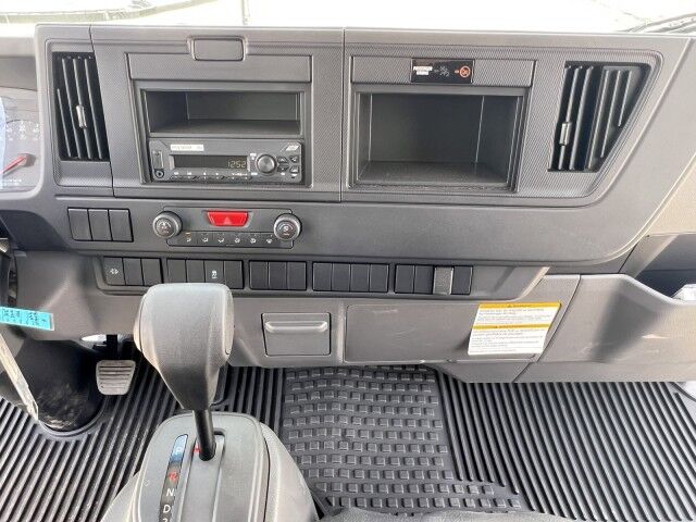 2025 Isuzu NRR 20&apos; Dry Box Truck Miami FL