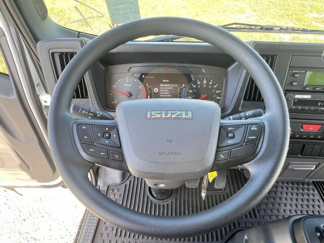 2025 Isuzu NRR 20' Refrigerated Truck with 2,200 lbs. Lift Gate Homestead FL