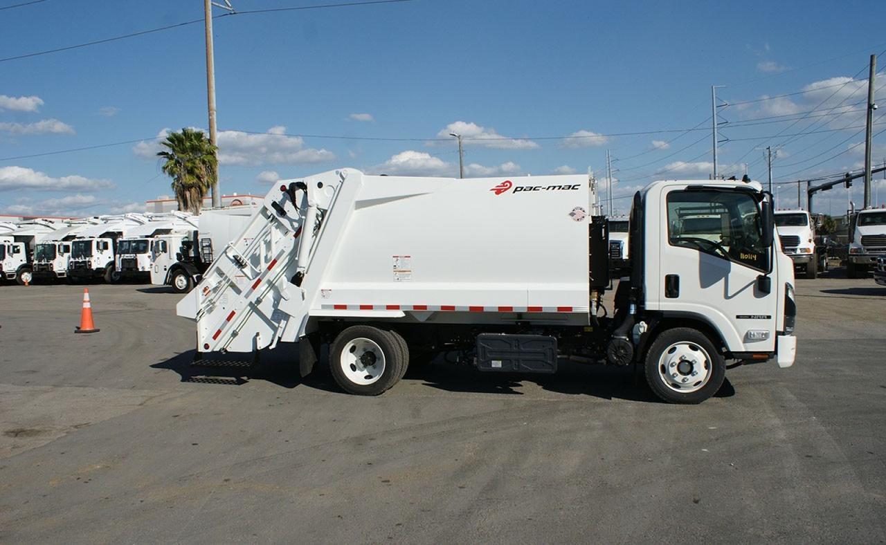 2025 Isuzu NRR 8 Yard Pac-Mac Rear Loader Garbage Truck Tampa FL