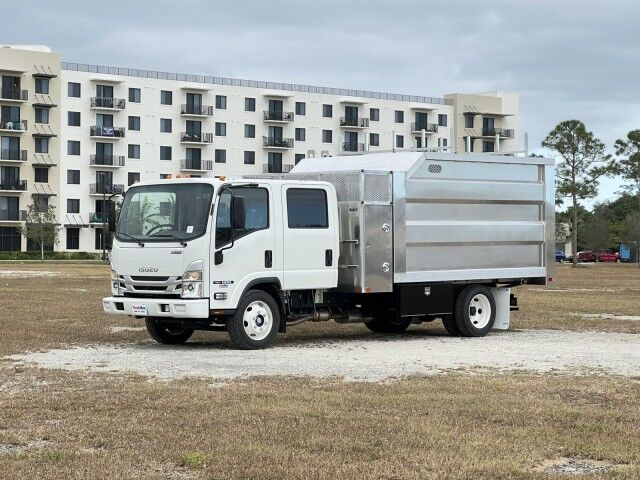 2025 Isuzu NRR Crew Cab GAS 12' BABCO Aluminum Chipper Truck with 2' Tunnel Box Homestead FL