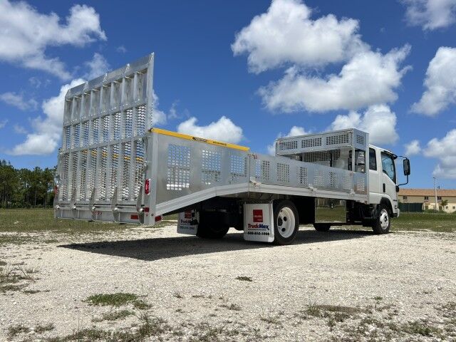 2025 Isuzu NRR Crew Cab GAS 14+5 BABCO Aluminum Dovetail Flatbed Truck Miami FL