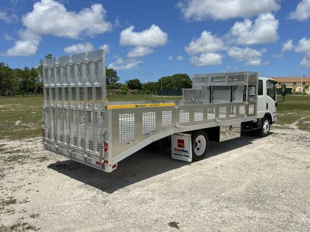 2025 Isuzu NRR Crew Cab GAS 14+5 BABCO Aluminum Dovetail Flatbed Truck Miami FL