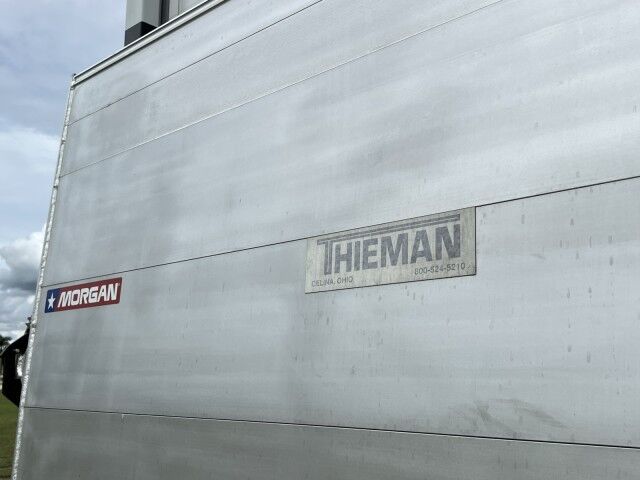 2025 Isuzu NRR Crew Cab GAS 16' Dry Box Truck with 2,000 Railgate Homestead FL