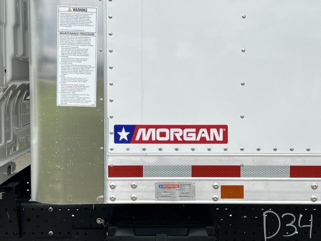 2025 Isuzu NRR Crew Cab GAS 16&apos; Dry Box Truck with 2,000 Railgate Homestead FL