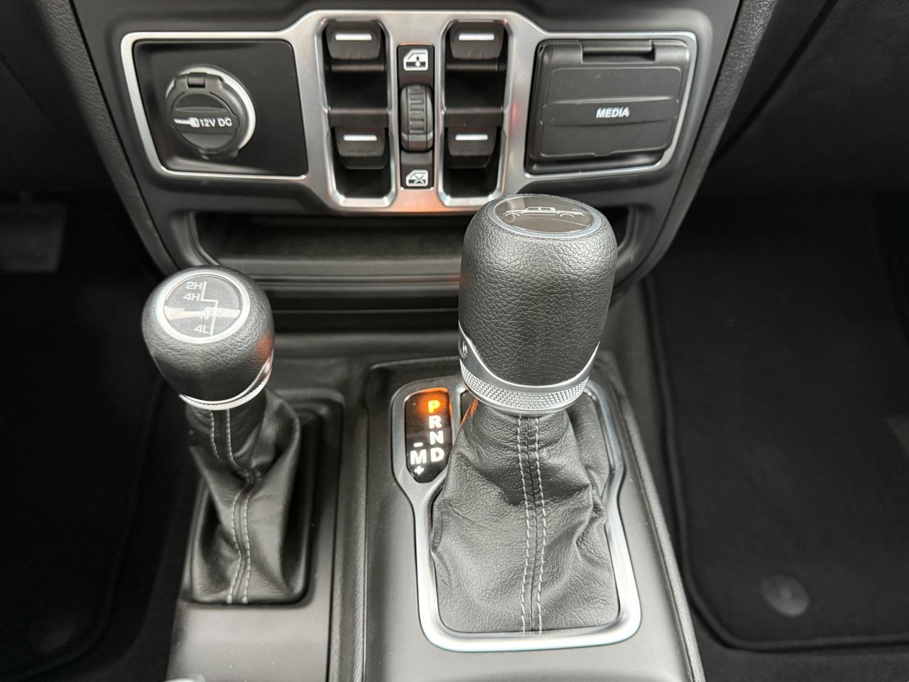 2025 JEEP GLADIATOR SPORT Nighthawk Connellsville PA