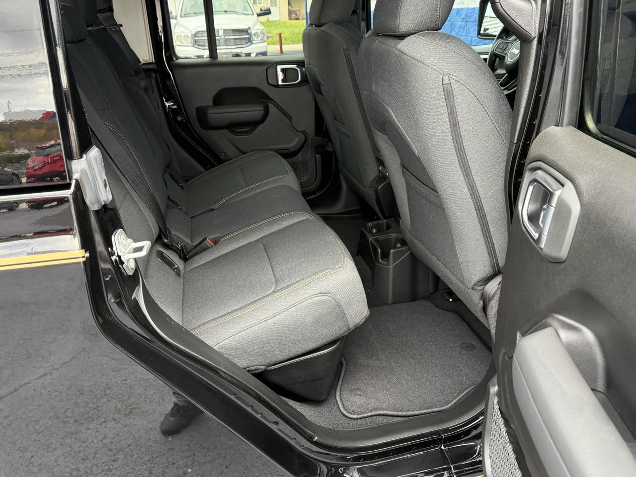 2025 JEEP GLADIATOR SPORT Nighthawk Connellsville PA