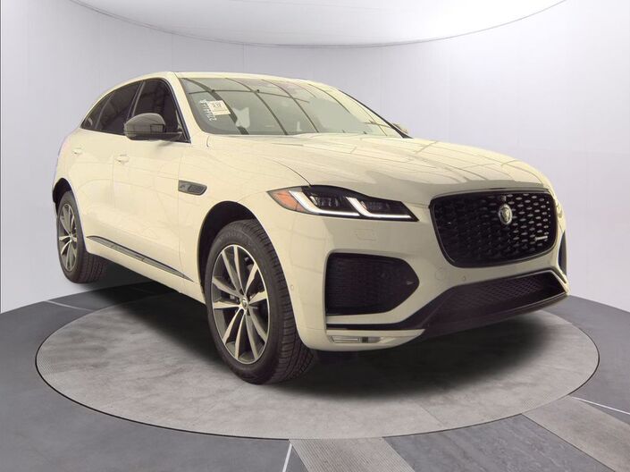 2025 Jaguar F-PACE P250 Oshkosh WI