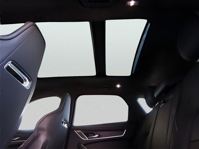 2025 Jaguar F-PACE P250 Oshkosh WI