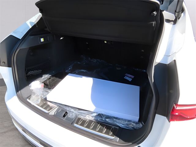 2025 Jaguar F-PACE P250 Oshkosh WI