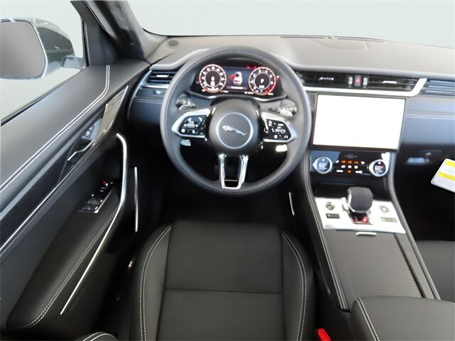 2025 Jaguar F-PACE P250 Oshkosh WI