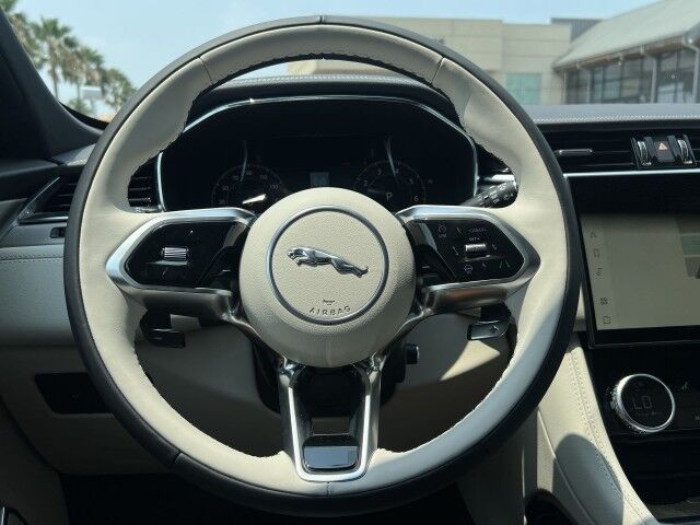 2025 Jaguar F-PACE R-Dynamic S San Juan TX