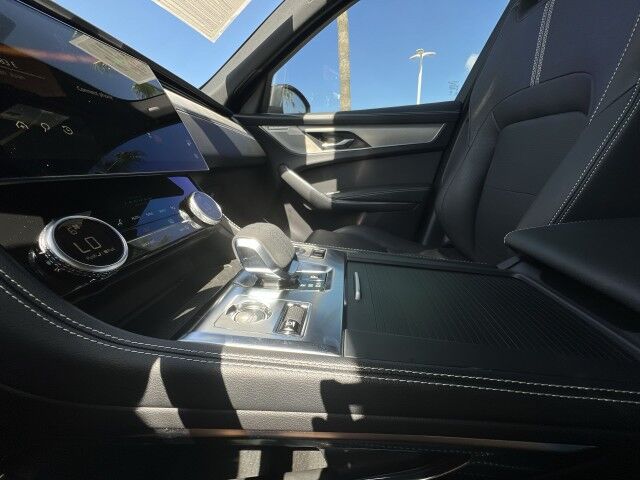 2025 Jaguar F-PACE R-Dynamic S San Juan TX