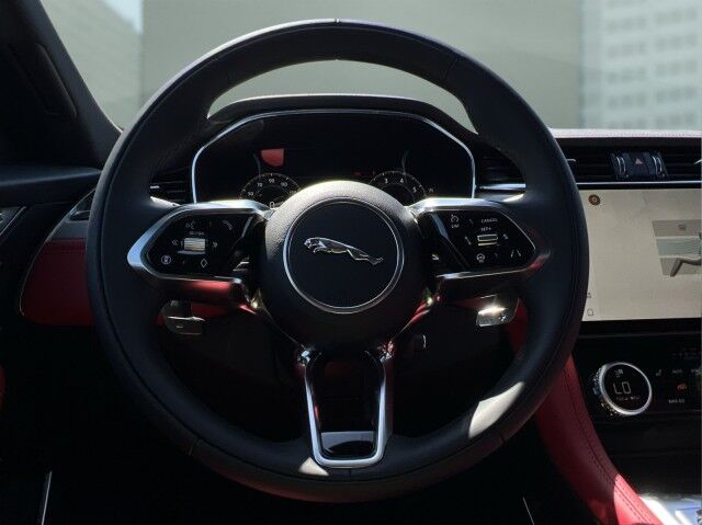 2025 Jaguar F-PACE R-Dynamic S San Juan TX