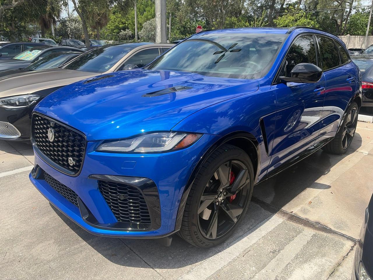 2025 Jaguar F-PACE SVR