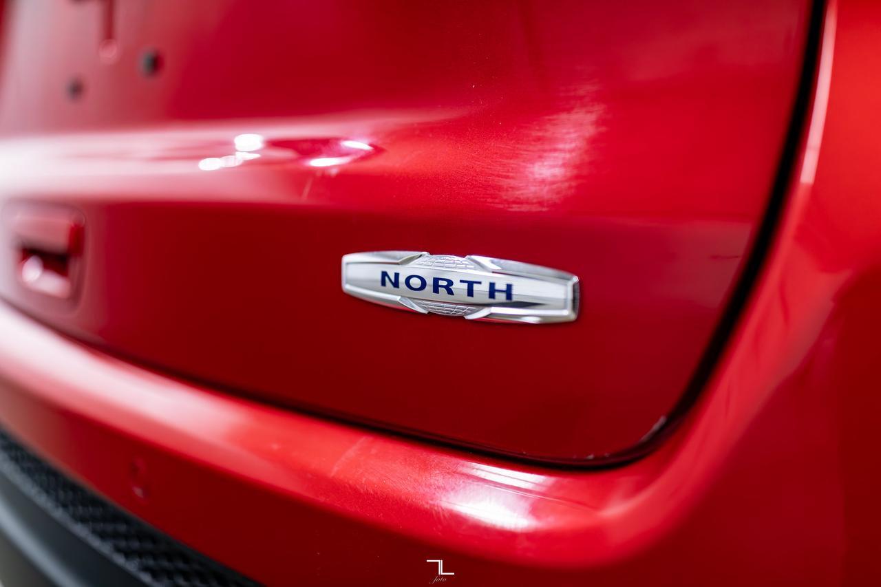 2025 Jeep Compass 4x4 North Roof Nav BCam Red Deer AB