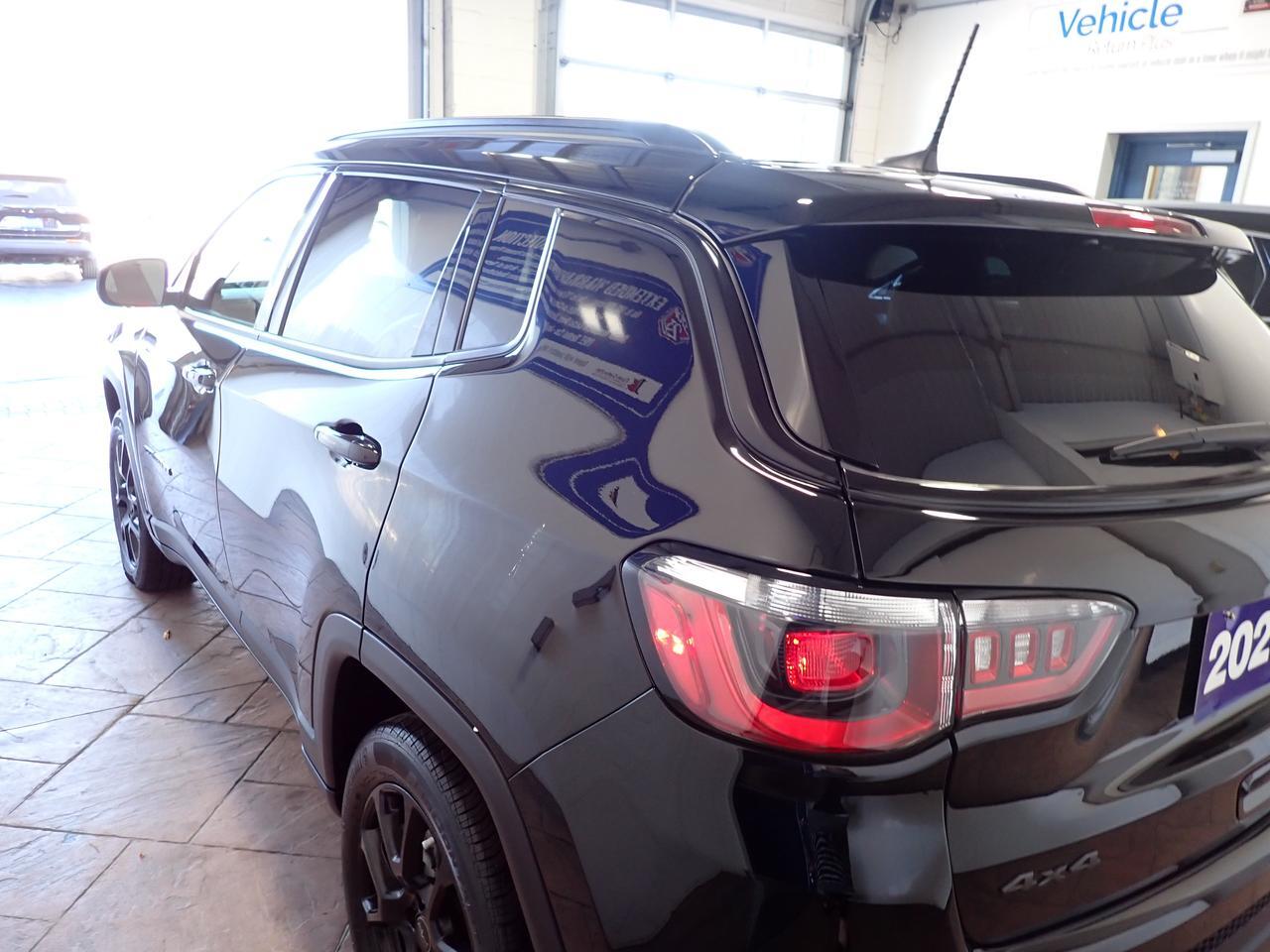 2025 Jeep Compass Altitude 4X4 LEATHER NAVI Listowel ON