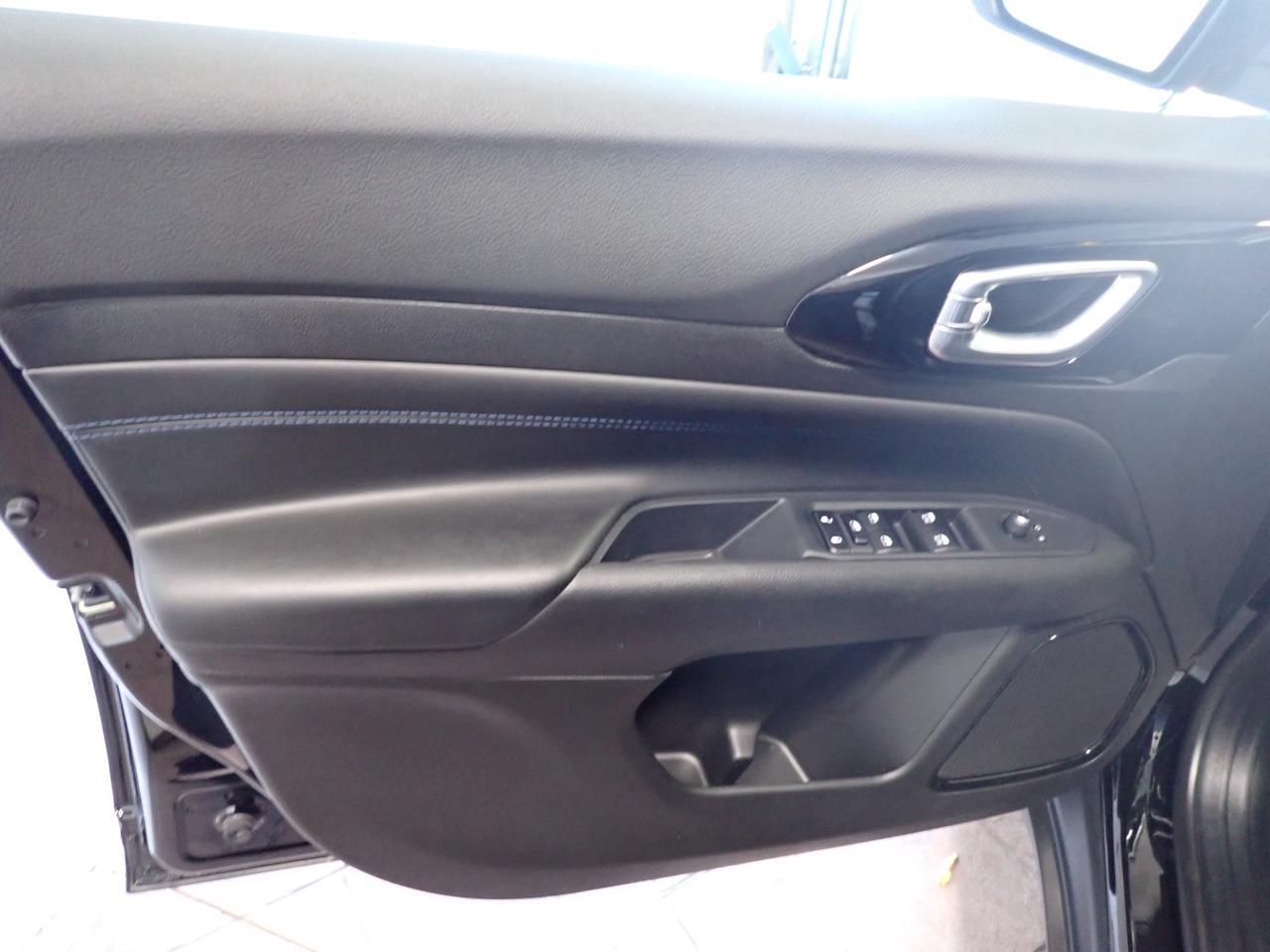 2025 Jeep Compass Altitude 4X4 LEATHER NAVI Listowel ON