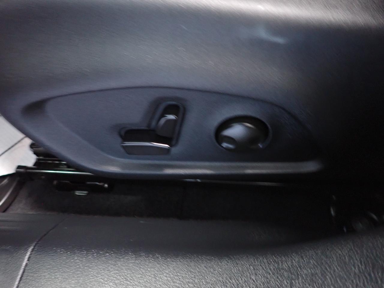 2025 Jeep Compass Altitude 4X4 LEATHER NAVI Listowel ON
