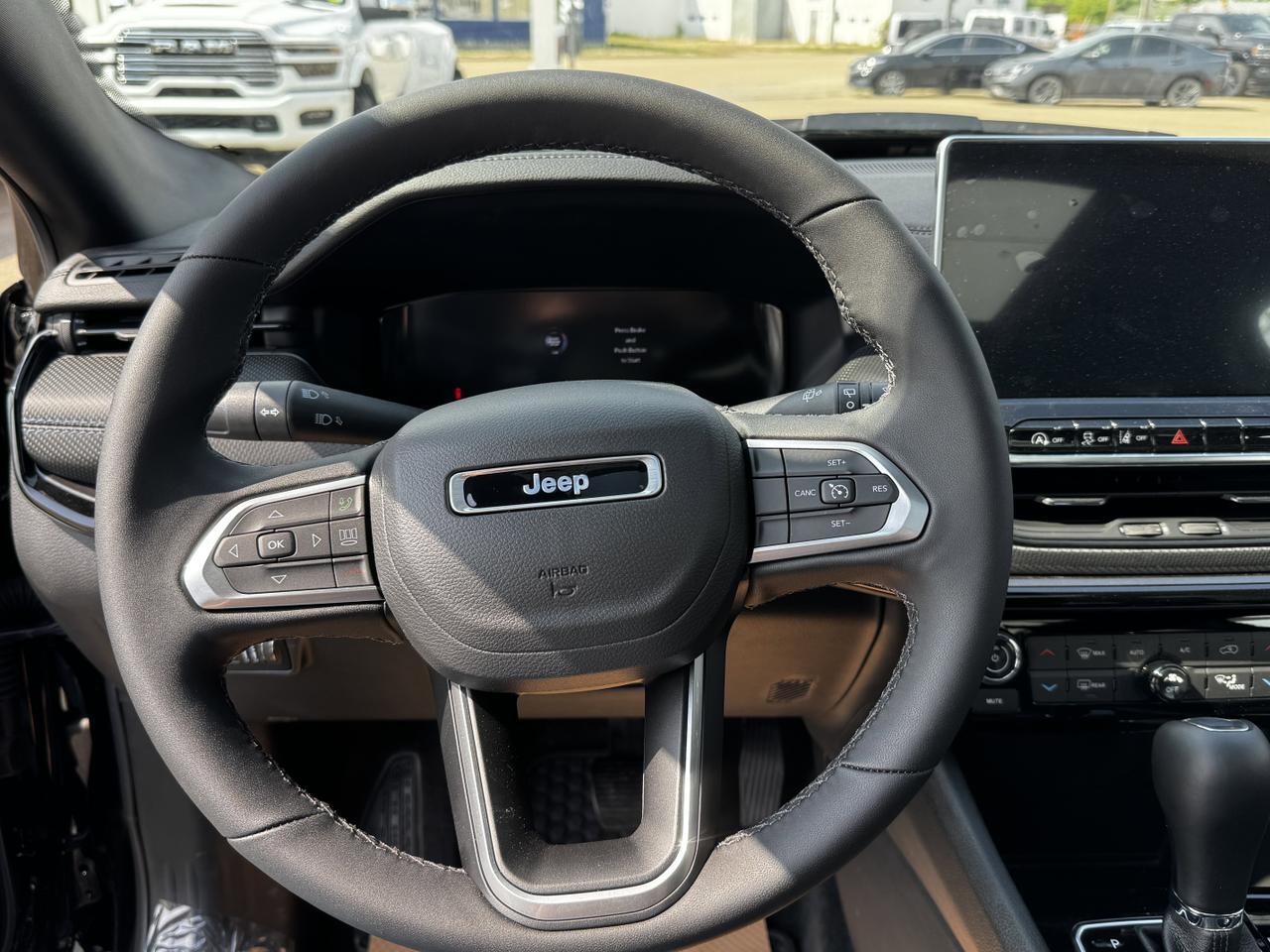 2025 Jeep Compass Altitude 4x4 | 2L Turbo | Sunroof | Power Liftgate | Backup Camera Redwater AB