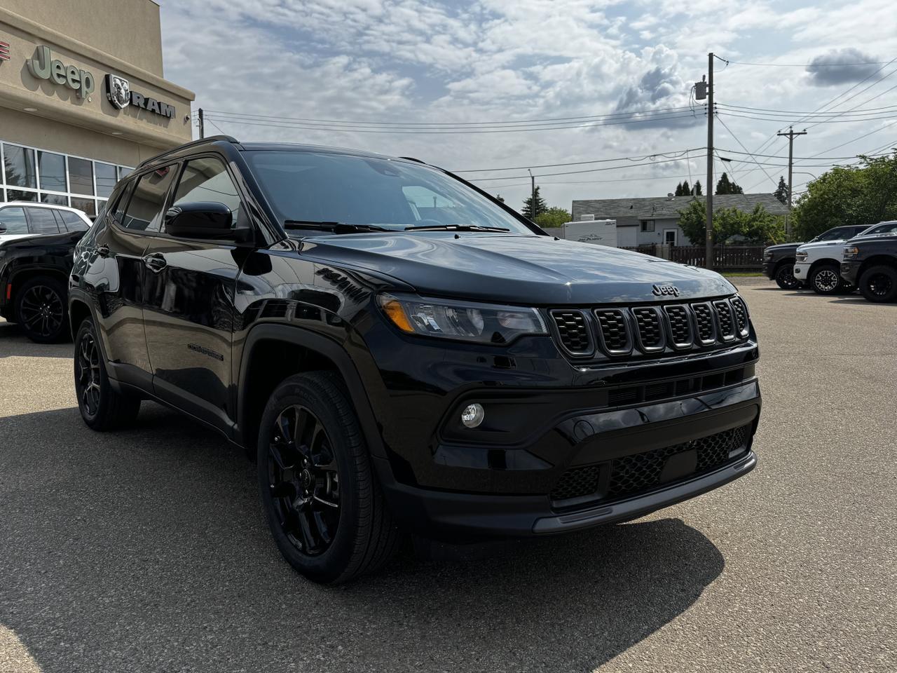 2025 Jeep Compass Altitude 4x4 | 2L Turbo | Sunroof | Power Liftgate | Backup Camera Redwater AB
