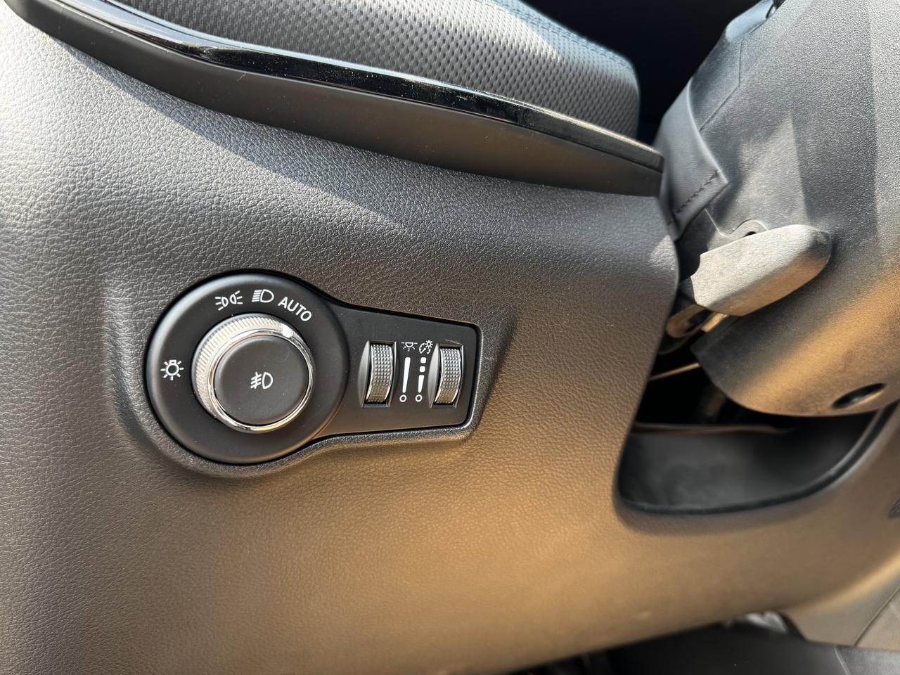 2025 Jeep Compass Altitude 4x4 | 2L Turbo | Sunroof | Power Liftgate | Backup Camera Redwater AB