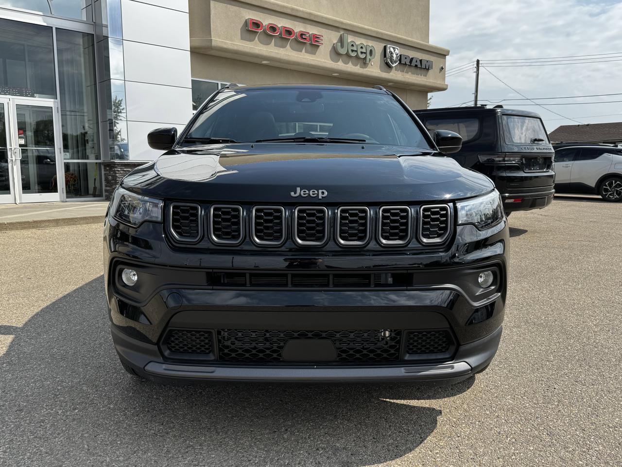 2025 Jeep Compass Altitude 4x4 | 2L Turbo | Sunroof | Power Liftgate | Backup Camera Redwater AB