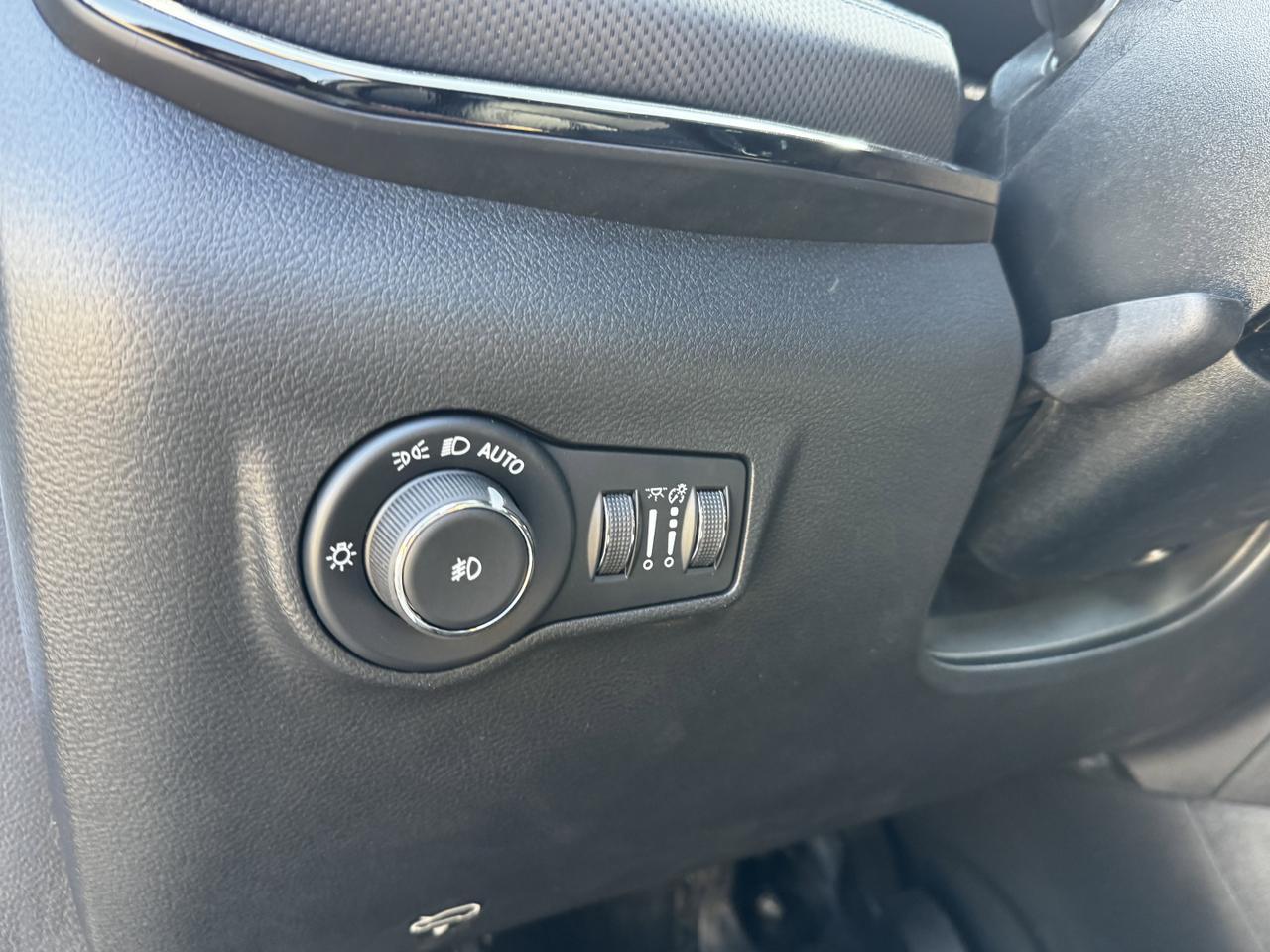 2025 Jeep Compass Altitude 4x4 SUV | Turbocharged Engine | Leatherette Seats | Power Liftgate | Backup Camera Redwater AB