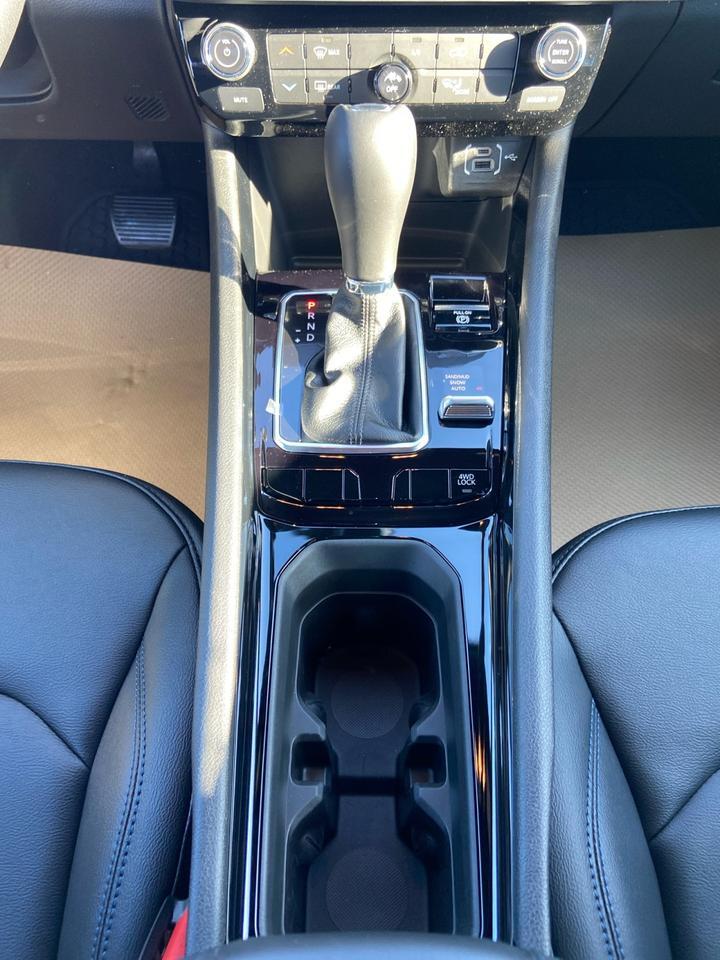 2025 Jeep Compass Altitude High Level AB