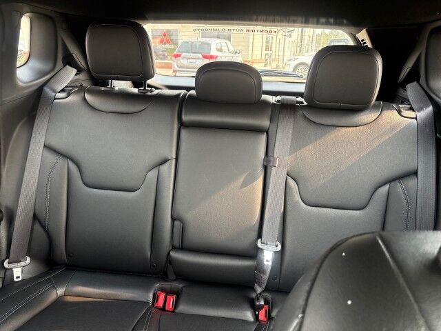2025 Jeep Compass Altitude Whitecourt AB