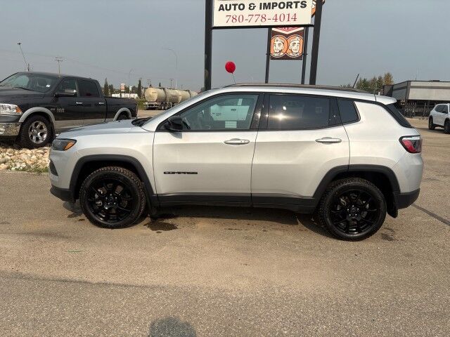 2025 Jeep Compass Altitude Whitecourt AB