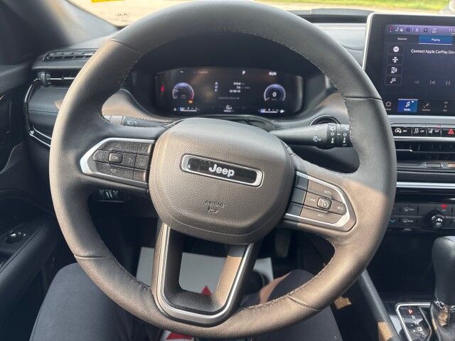 2025 Jeep Compass Altitude Whitecourt AB